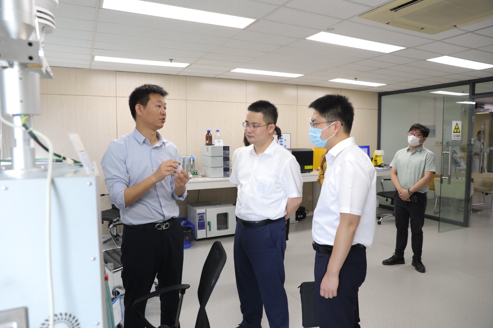 團市委領導蒞臨我司調研非公企業團建工作(圖2)